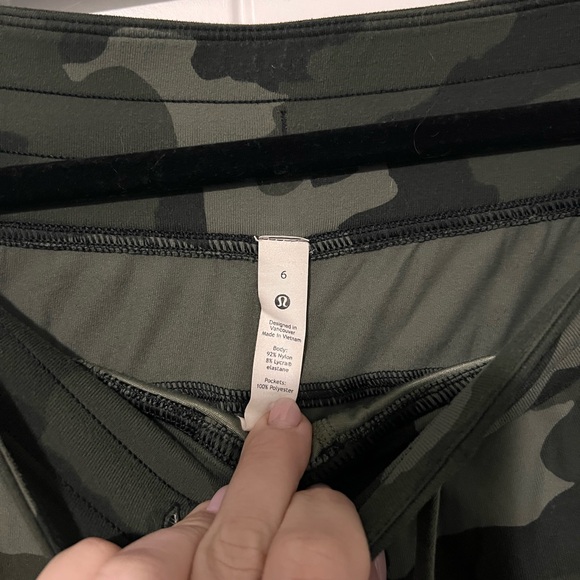 Lululemon Ready to Rulu High Rise  7/8 Joggers - Picture 3 of 5